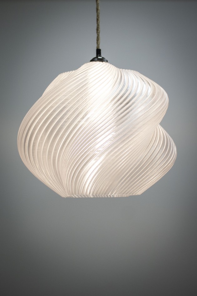 FORTUNY - Abat-jour suspendu 3D en PETG recyclable | Design sculptural moderne pour douille E27 | Ø38 cm | Finition cristal – Image 5